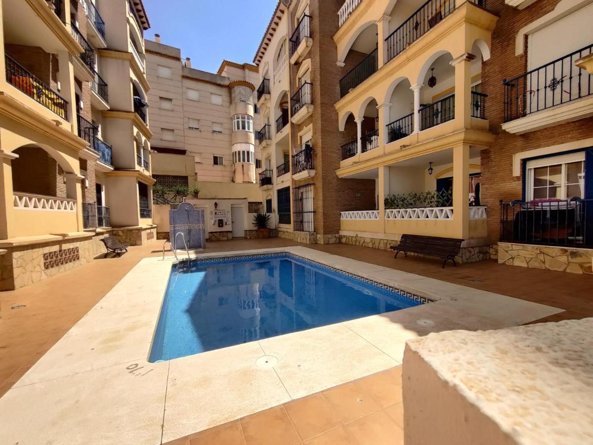 Precioso Apartamento Con Piscina Cerca De La Playa Torrox Costa مالقة المظهر الخارجي الصورة