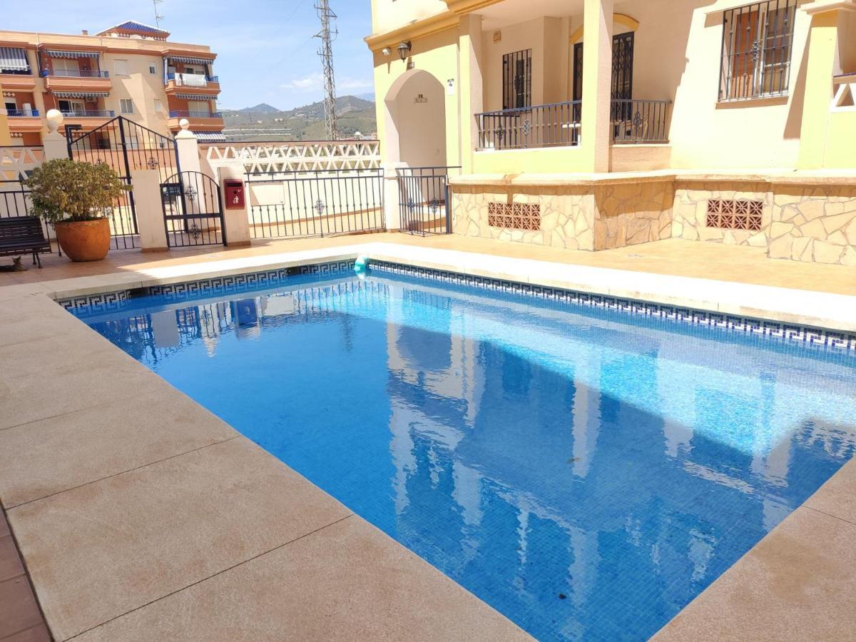 Precioso Apartamento Con Piscina Cerca De La Playa Torrox Costa مالقة المظهر الخارجي الصورة